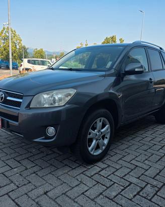 Toyota RAV 4 RAV4 2.2 D-4D 150 CV DPF Luxury