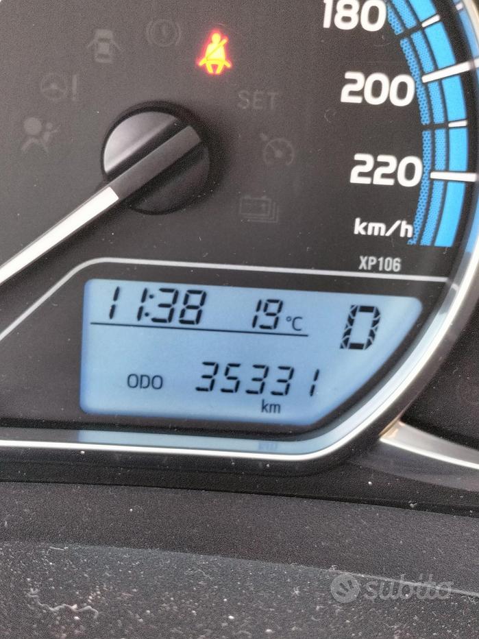 TOYOTA Yaris 2ª serie