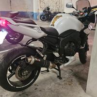 Yamaha FZ1 Fazer - 2015