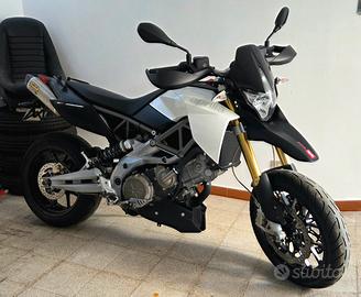 Aprilia Dorsoduro 750cc 