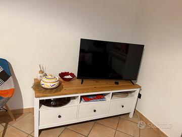 Mobile da soggiorno per televisione