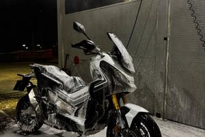 X-Adv. 750
