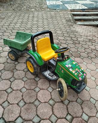 trattore John Deere Perego 