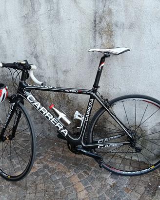 Bici da corsa in carbonio