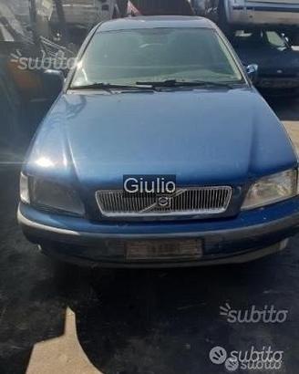 Volvo v 40 diesel 1.9 ricambi