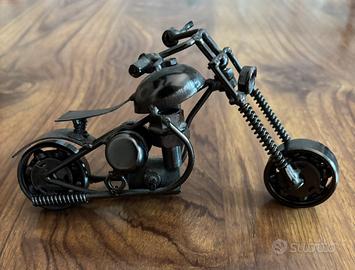 Modellino moto custom in metallo