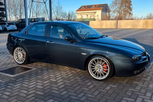 Alfa 156