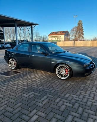 Alfa 156