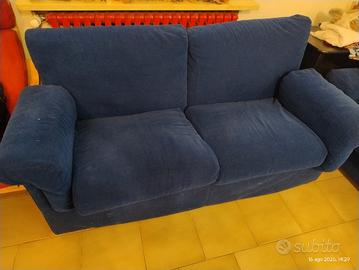 DIVANI BLU