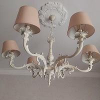 lampadario di ottone stile shabby