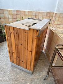 Mobile. Ristorante birra servizio legno