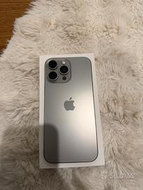 iPhone 16 Pro Max 256GB Titanio Naturale