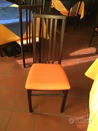 Sedia in legno - 46 pezzi