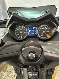 Xmax 125 techmax