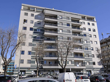 Stanza uso studio da mezza giornata fino a un mese