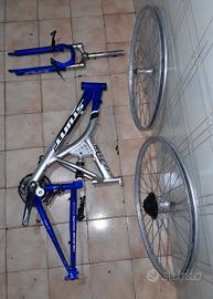 Bici NUZZI.
Bici come Nelle Foto.
