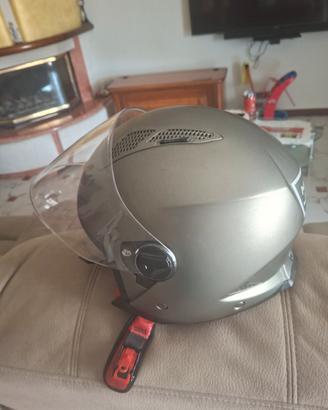 Casco omologato misura  58/60 con visiera 