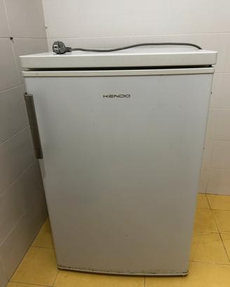 Frigorifero Kendo sottotavolo 118L con freezer