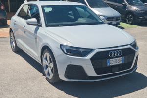 Audi A1 SPB 30 TFSI S tronic line edition