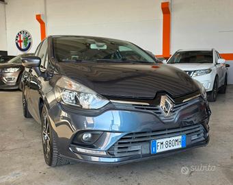 Renault Clio 1.2 75CV 5 porte Zen