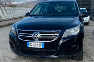 Volkswagen Tiguan 2.0 16V TDI DPF Sport & Style (1
