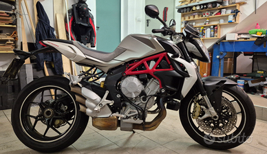 MV AUGUSTA Brutale 800 EAS