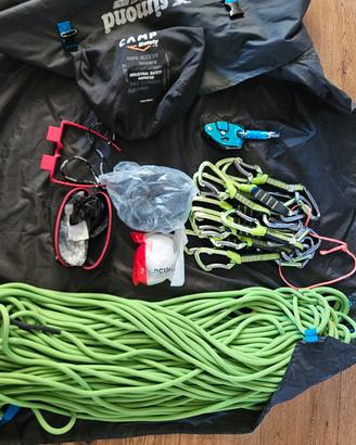 set arrampicata completo 