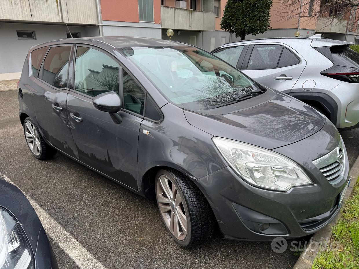 Opel Meriva 2ª serie