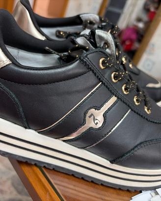 Scarpe nerogiardini