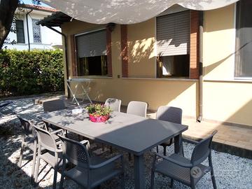 Settembre Versilia villetta 300 m dal mare