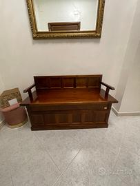 Cassapanca in legno