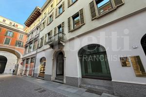 Negozio Brescia [NG061LACG]