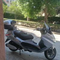 Si vende scooter piaggio X8250 iniezione, 61000km,
