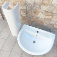 Lavabo più colonna