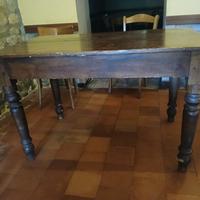 tavolo  in legno