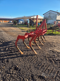 Ripuntatore estirpatore ripper per trattore