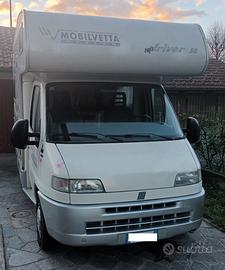 Camper mansardato Mobilvetta Top Driver 520