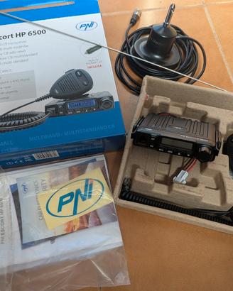 CB Radio PNI Escort HP 6500 + Antenna mag. Wilson 