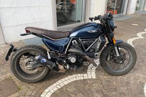 Ducati Scrambler 800 Night Shift - 2025
