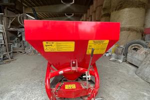 Spargi sale / concime