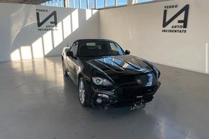 Fiat 124 spider incidentata