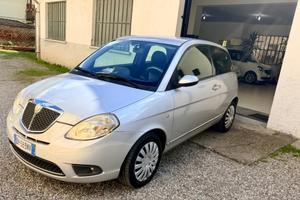 Lancia Ypsilon 1.2 Moda Milano