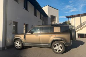 Range Rover  Defender