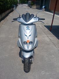 scooter malaguti 250