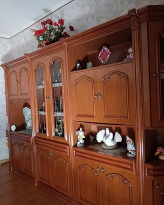Parete attrezzata in legno di ciliegio