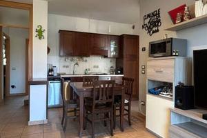 Appartamento di 85 m² con 3 locali e box auto a Ri