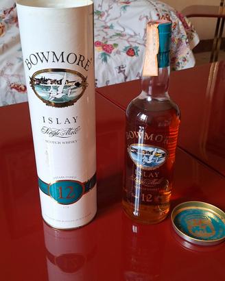 Bowmore scotch whisky 