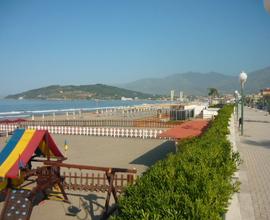 Casa vacanza X SETTEMBRE con GIIARDINO E BARBECUE