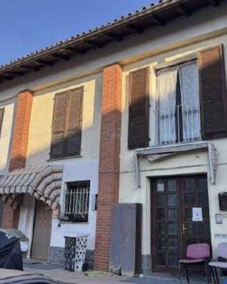 Immobile in asta di 55 m² con 1 locale e box auto 