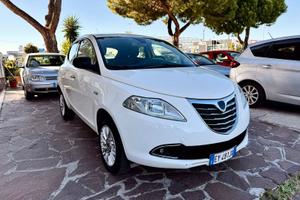 Lancia Ypsilon 0.9 TwinAir 85 CV 5 porte Metano Ec